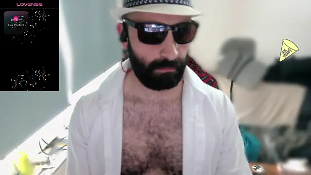 onanisme86: διαδικτυακό σόου στην κάμερα