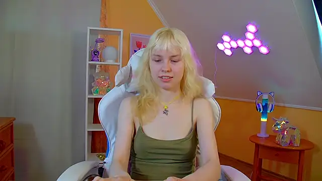 Chat XXX en directo de HannahHollis