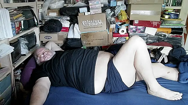 hadeszeuss2 live XXX chat