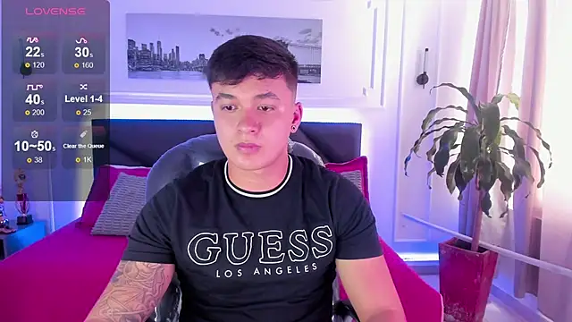 Cristopher_strongn Webbikameraesitys