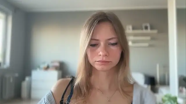 MillieShow's Webcam Show