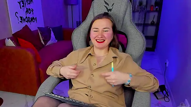 Golden_Dragon's Webcam Show