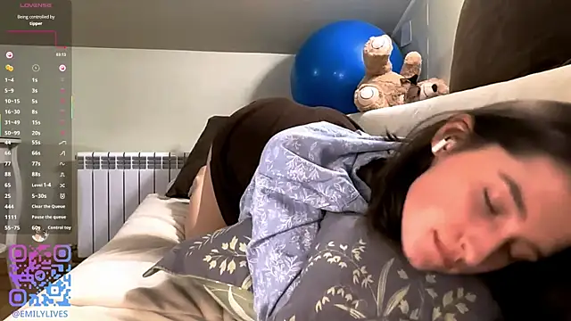 DarlineBrustera's Live XXX Chat