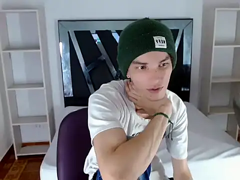 Chatroom XXX en direct de sora_jun