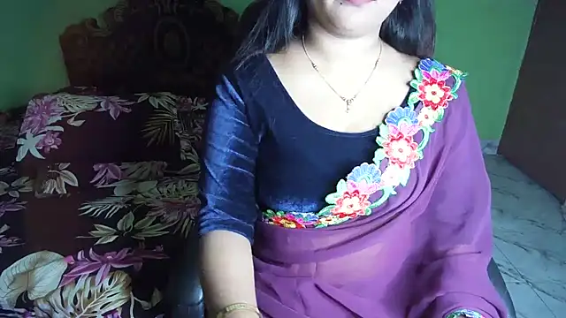 Živý XXX chat BengaliQueenStar