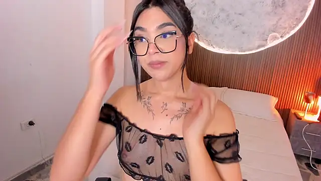 RoseCassie Adlı Modelin Web Kamerası Şovu