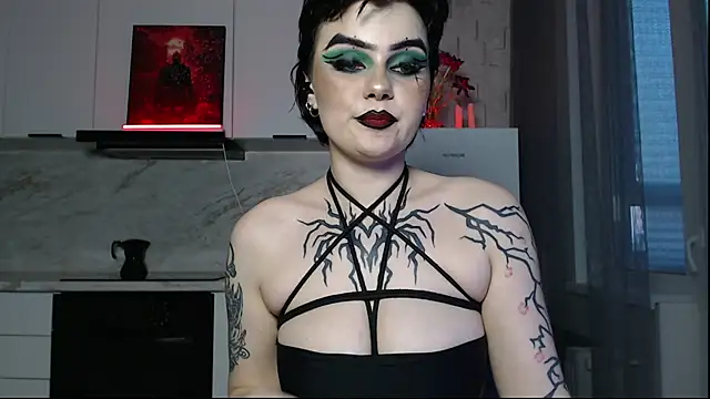 XXX chat uživo modela IntrigueYourDay