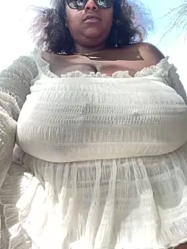 terrestrial-mermaid Show Webcam