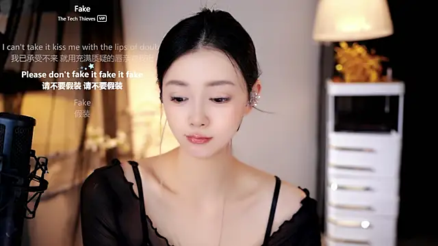 Ocean--Lili – Naživo XXX chat