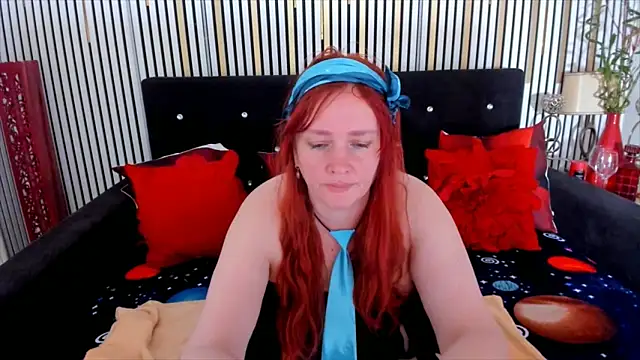 แชท XXX สดของ SinFulTitsDD