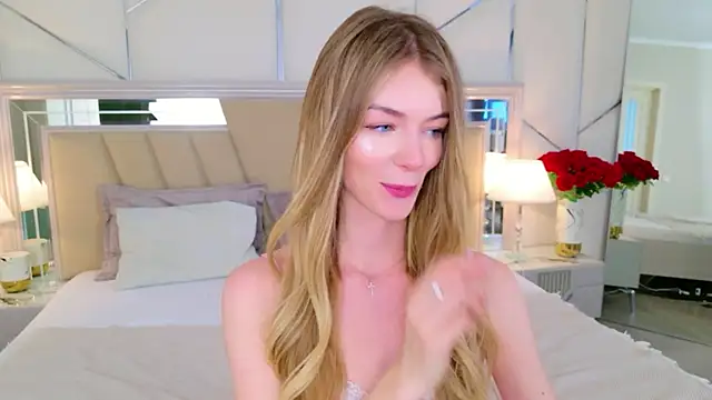 MeganMour Chat XXX live