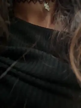 Lalla_Amani Adlı Modelin Canlı XXX Sohbeti