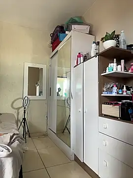 แชท XXX สดของ Indiazinhax