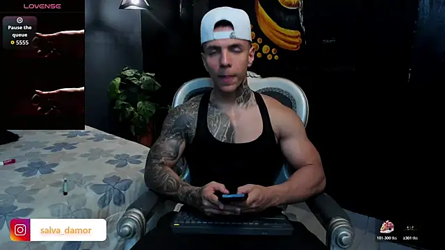 SalvatoreDmore Pertunjukan Webcam