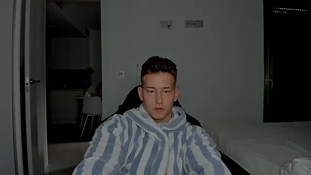 find0m_master webcam show