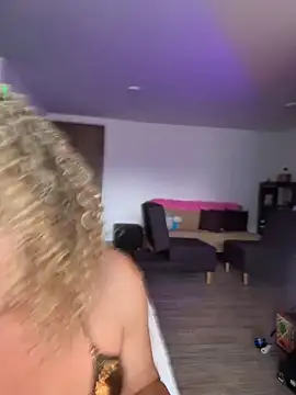 GeorgiafoxのライブXXXチャット