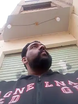 elpoop7305: διαδικτυακό σόου στην κάμερα