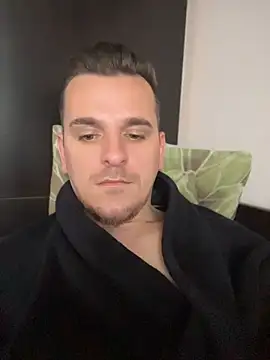 Huge_cock22cm Webcam show