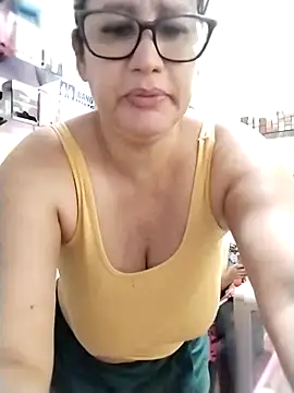 Pokazy przed kamerką – keilymadam