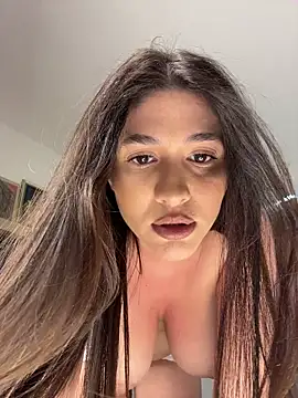 XXX chat uživo modela IrisBlues