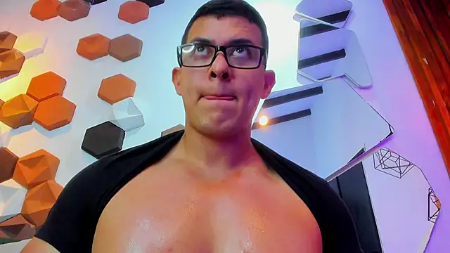 RomanCroft live XXX chat