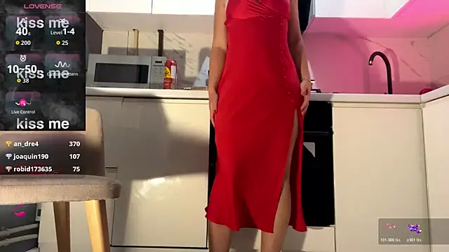 Marina- – Naživo XXX chat