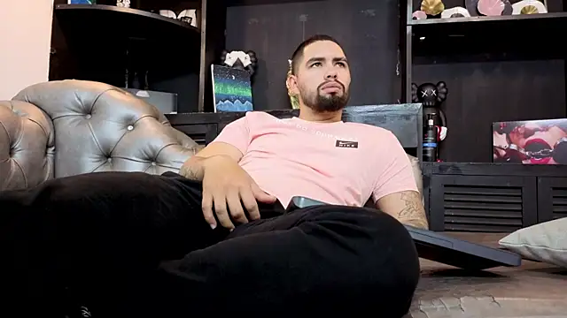 matteosantos élő XXX-chatje