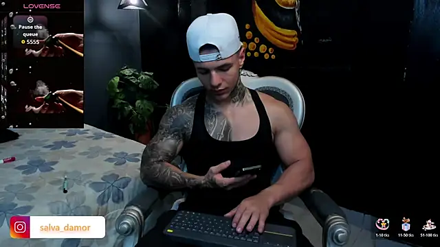 SalvatoreDmore Pertunjukan Webcam