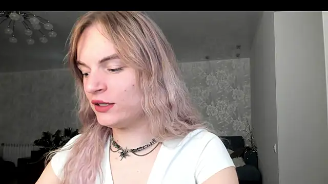 milliKira006 webcam show