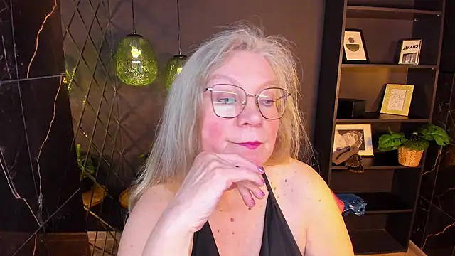 NataliMellow's Live XXX Chat