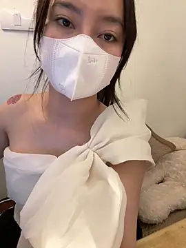 MohicalのライブXXXチャット