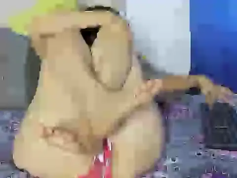 Lara_vela élő XXX-chatje