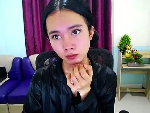 Chat XXX ao vivo de devine_goddess