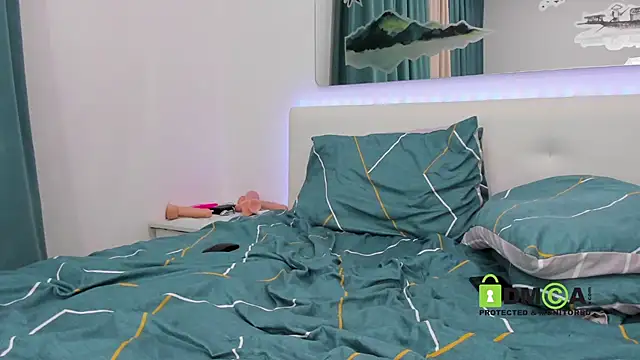 Chatroom XXX en direct de SonyaParadise