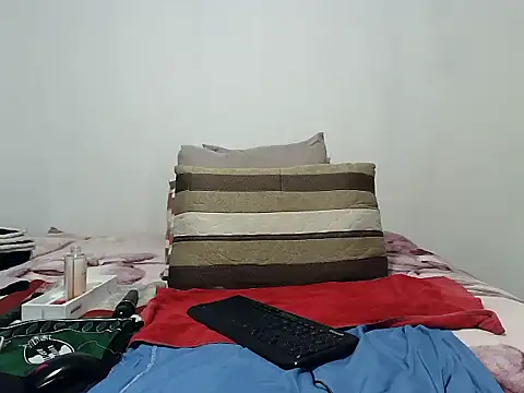 CreamBum1xx Show in webcam