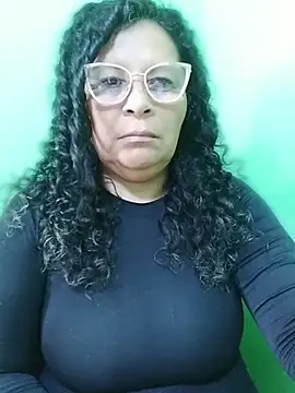 Amarantha25 live XXX chat