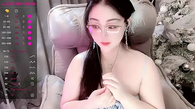 Monica-666888-'s Webcam Show