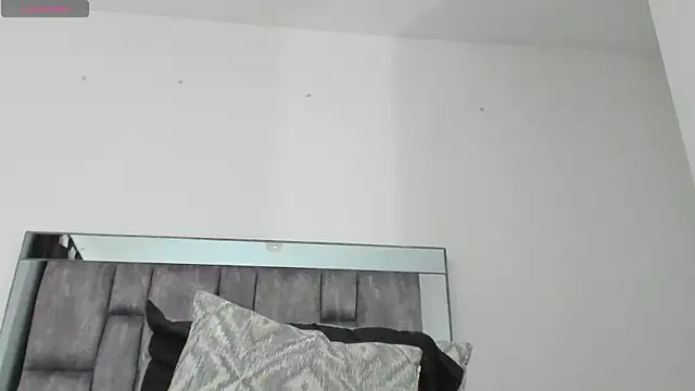 Chat +18 de alyssia_ocean ao vivo