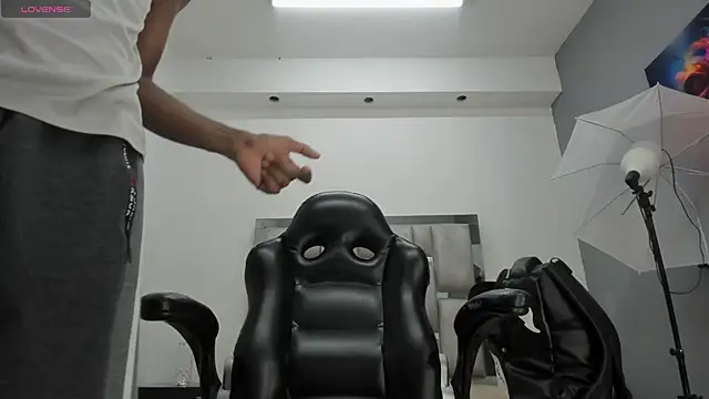 khris__evans লাইভ XXX চ্যাট