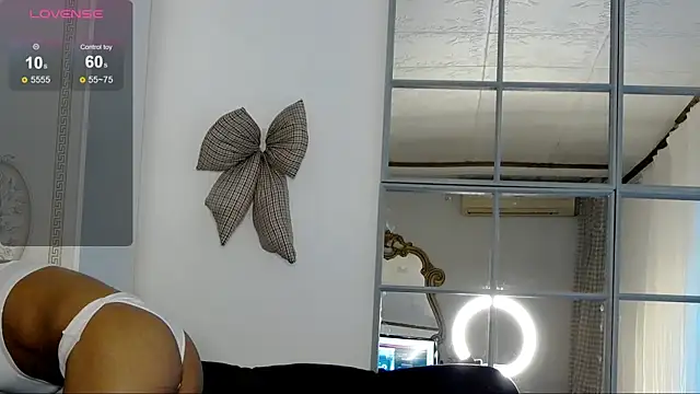 SarahRaynex: απευθείας συνομιλία ΧΧΧ