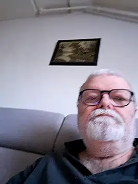 petvarad élő XXX-chatje