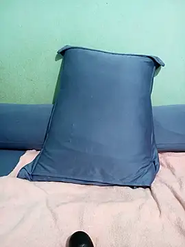 Tiomy99のライブXXXチャット