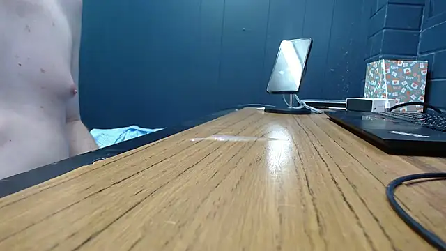 tilobinder Pertunjukan Webcam