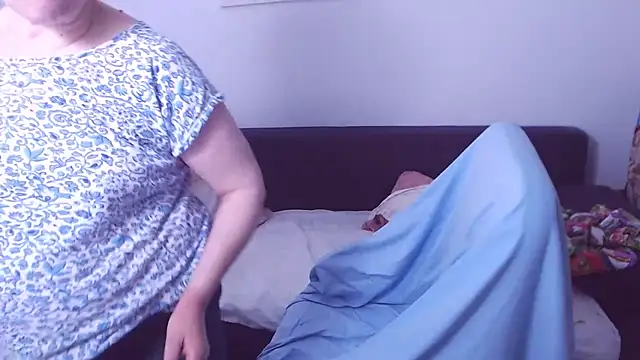 ChristaRoseのライブXXXチャット