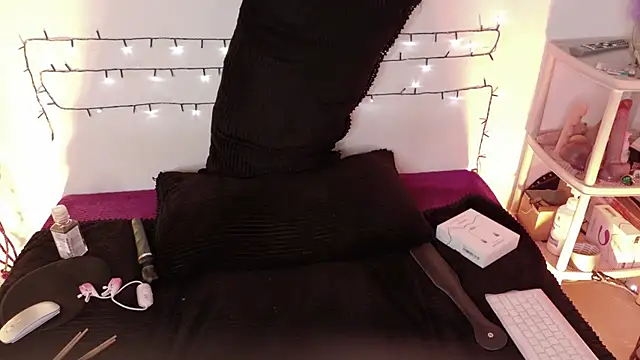 دردشة Yunnaa-Subb الجنسية المباشرة