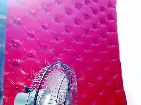 Show de beautiful_taty na webcam