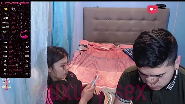 luxury_sex_17's Webcam Show