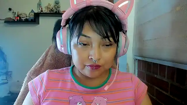 Chat +18 de Shaddycute_ ao vivo