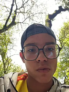 Andres_boy252のウェブカメラショー