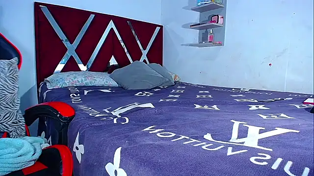 Chat XXX en directo de DanisaBrown